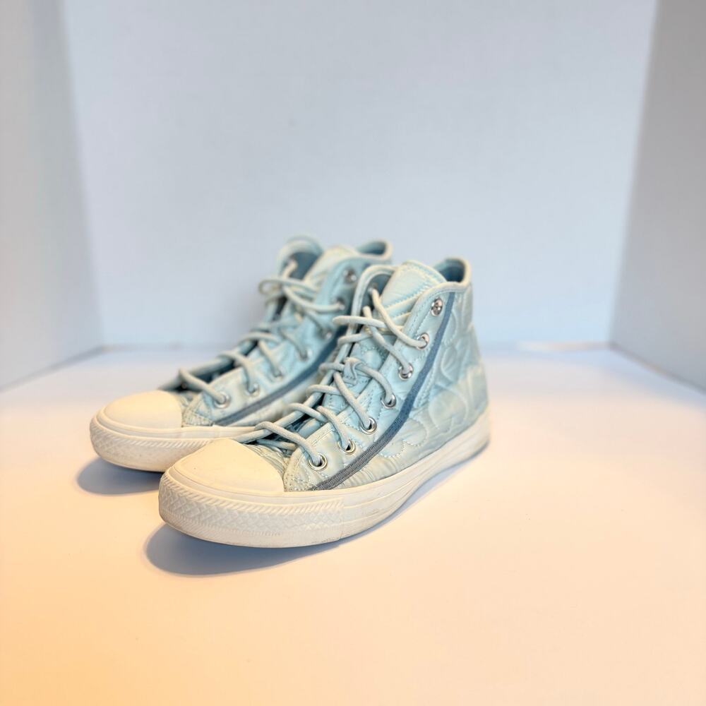 Converse Chuck Taylor High Top light Teal Blue Heart Quilted Shoes Womens 6